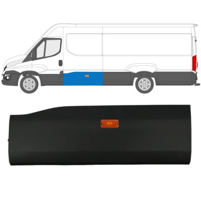 Listwa boczna z lampą do Iveco Daily 2014-2019 / Lewa / Zestaw 16657