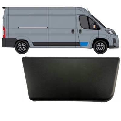 Listwa drzwi przednich do Toyota Proace Max 2024- / Prawa 15880