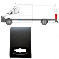 Listwa boczna przedniego słupka do Mercedes Sprinter 2018- / Lewa 12929