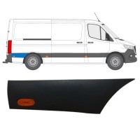 Listwa boczna błotnika tylnego za kołem z lampą do Mercedes Sprinter 2018- / Prawa / Zestaw 16646