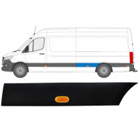 Listwa boczna błotnika tylnego z lampą do Mercedes Sprinter 2018- / Lewa / Zestaw 12965